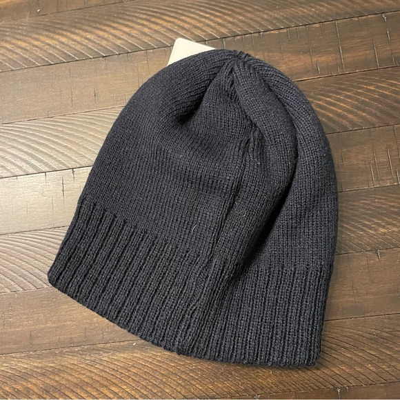 Patriots‎ Knit Beanie - Picture 2 of 2
